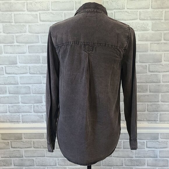 American Eagle Chambray Boyfriend Fit Button Up Shirt Womens Small Casual NEW - Picture 4 of 8